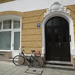 Homely Stay Studio 1 - Small And Cozy Self-Check-In Room In Munich